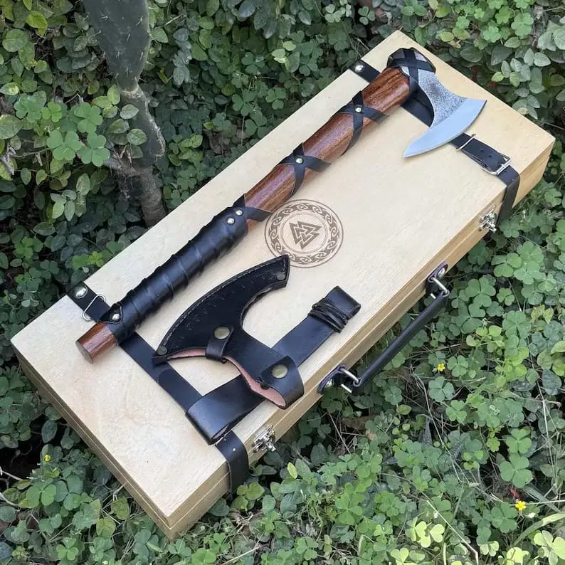 Viking Double Axe Gift Set in Wooden Presentation Box - view 1