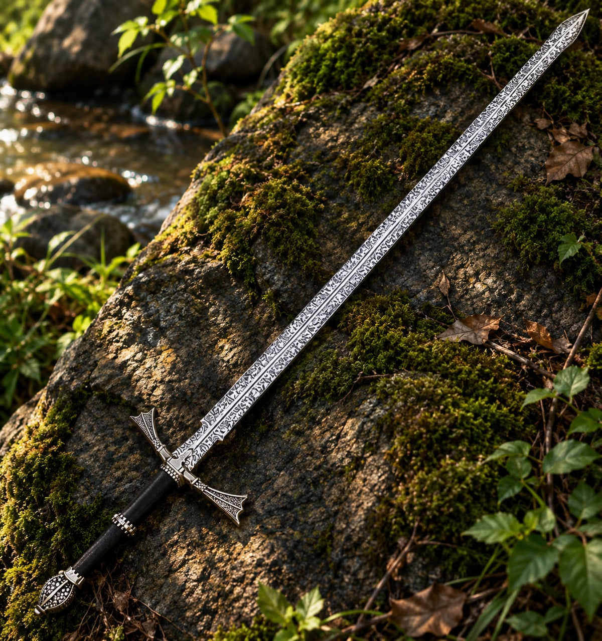Hand-Forged Elven Longsword - “Taurithil” Damascus Steel Fantasy Sword