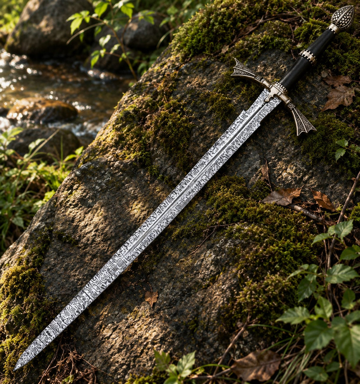 Hand-Forged Elven Longsword - “Taurithil” Damascus Steel Fantasy Sword